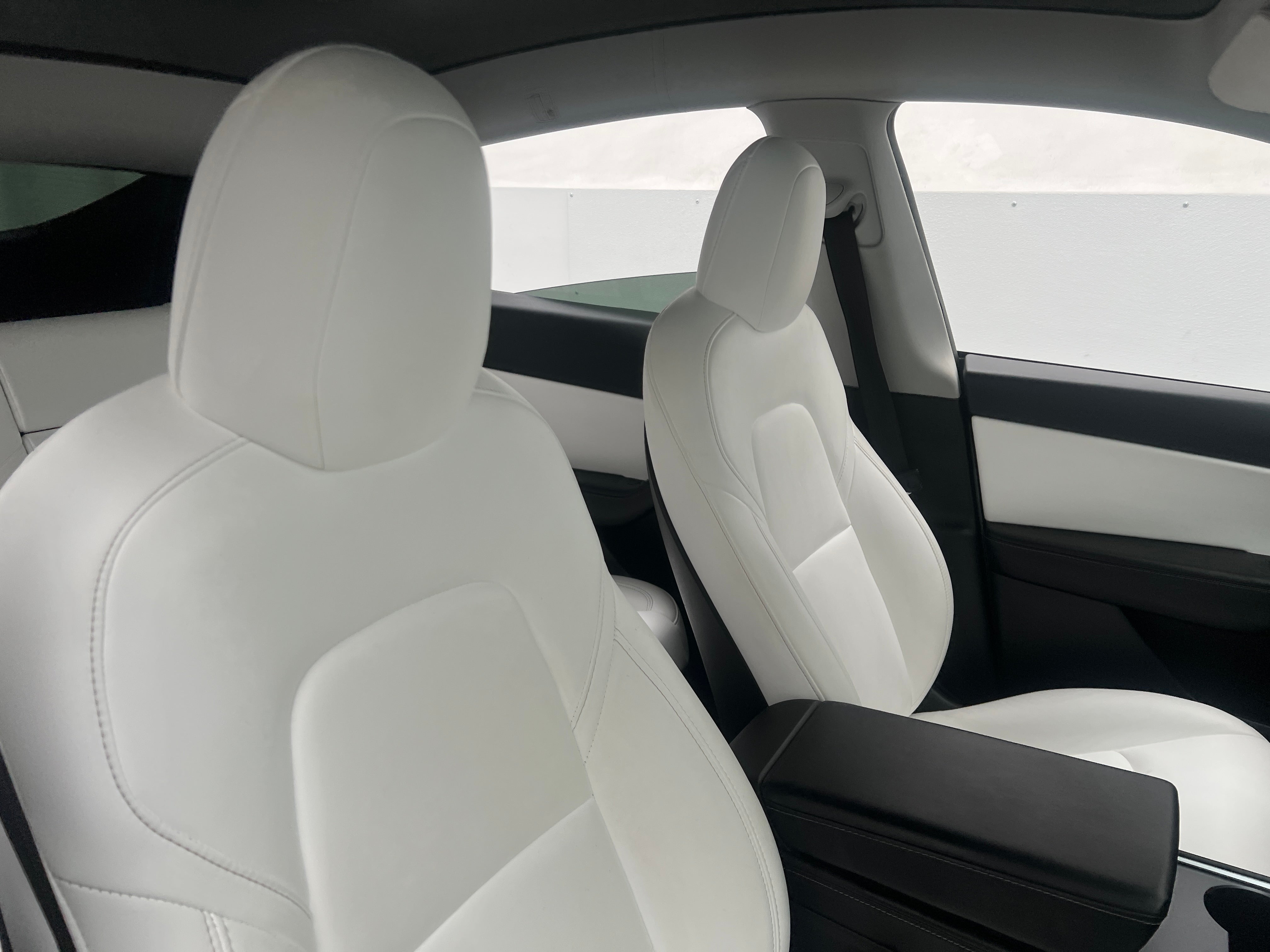 tesla model y 2021 5YJYGDEE4MF287697 image tesla model y 2021 5YJYGDEE4MF287697 image